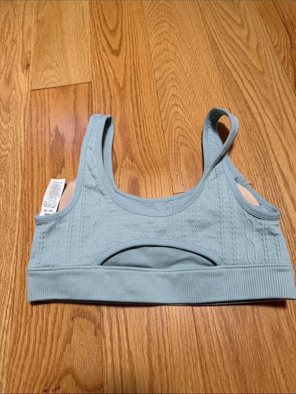 Alo yoga XS cable knit seamless padded sports bra.
